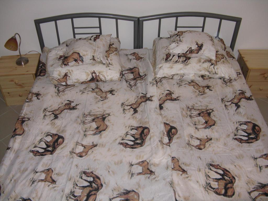 Karpati Motel بودابست المظهر الخارجي الصورة
